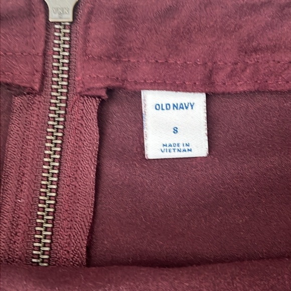 Old Navy Faux Suede Aline Mini Skirt   Size 8 - Picture 6 of 8